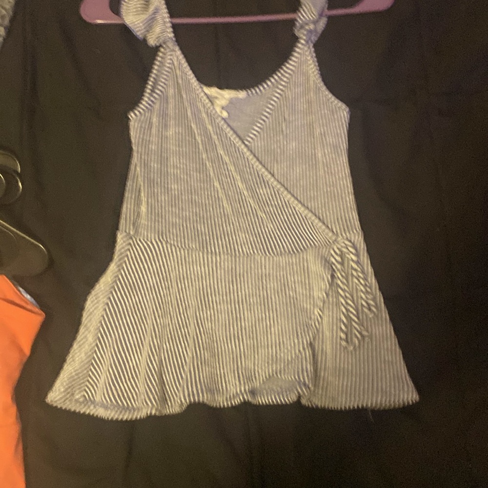 Blue and white striped pattern, cropped top, size small